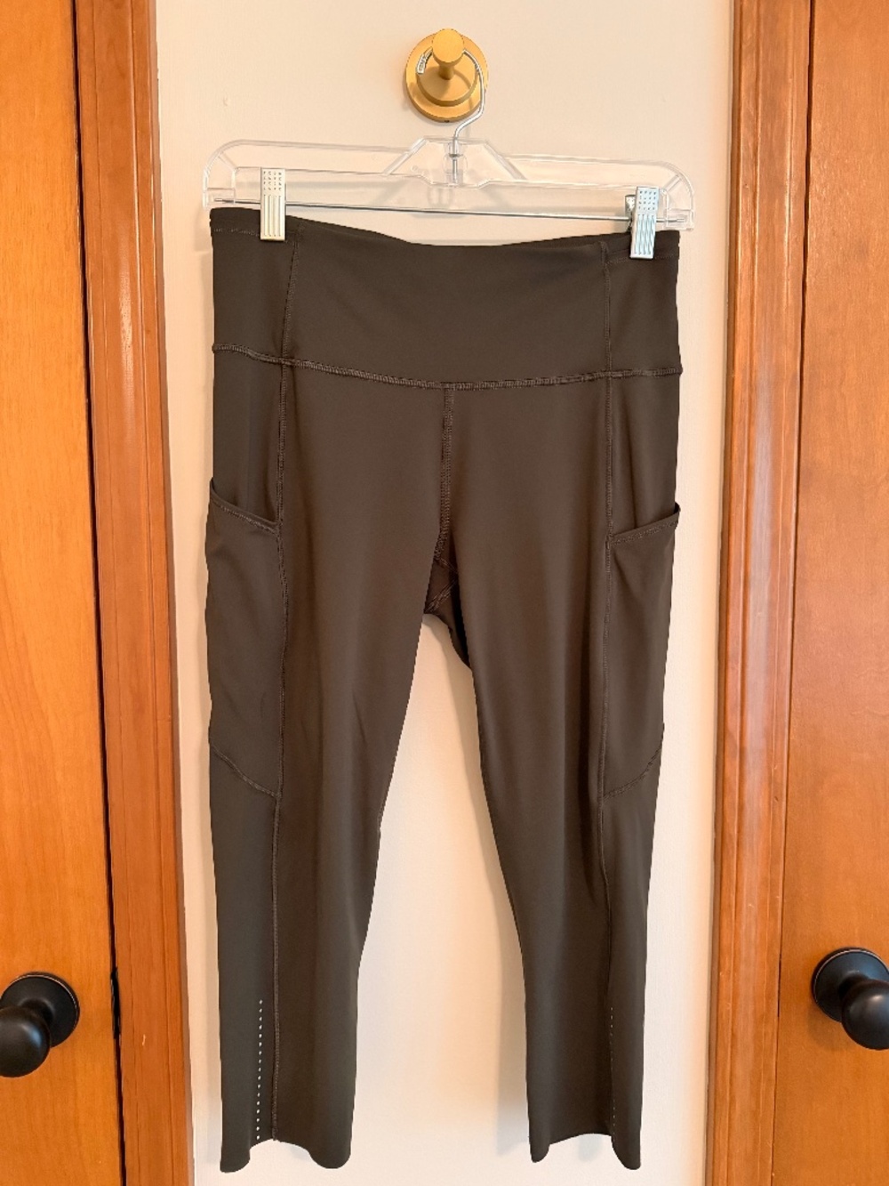Lululemon Fast and Free Crop II 19" — Nulux, Dark Olive, Size 8